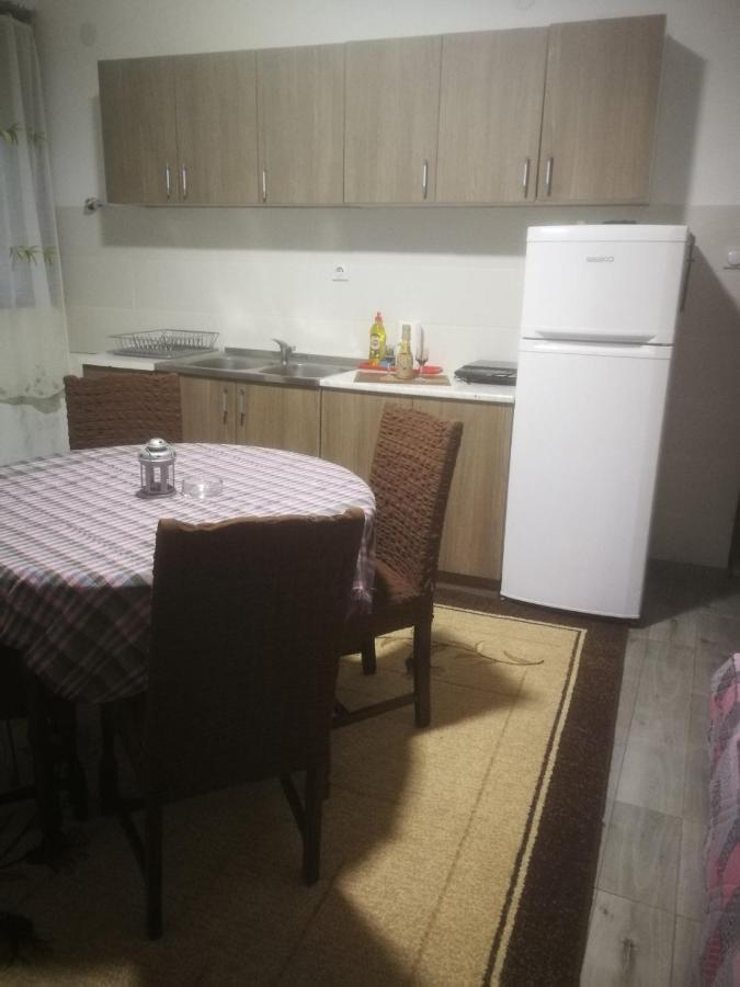 Odmaraliste Vlasko Zdrelo Pirot Exteriör bild